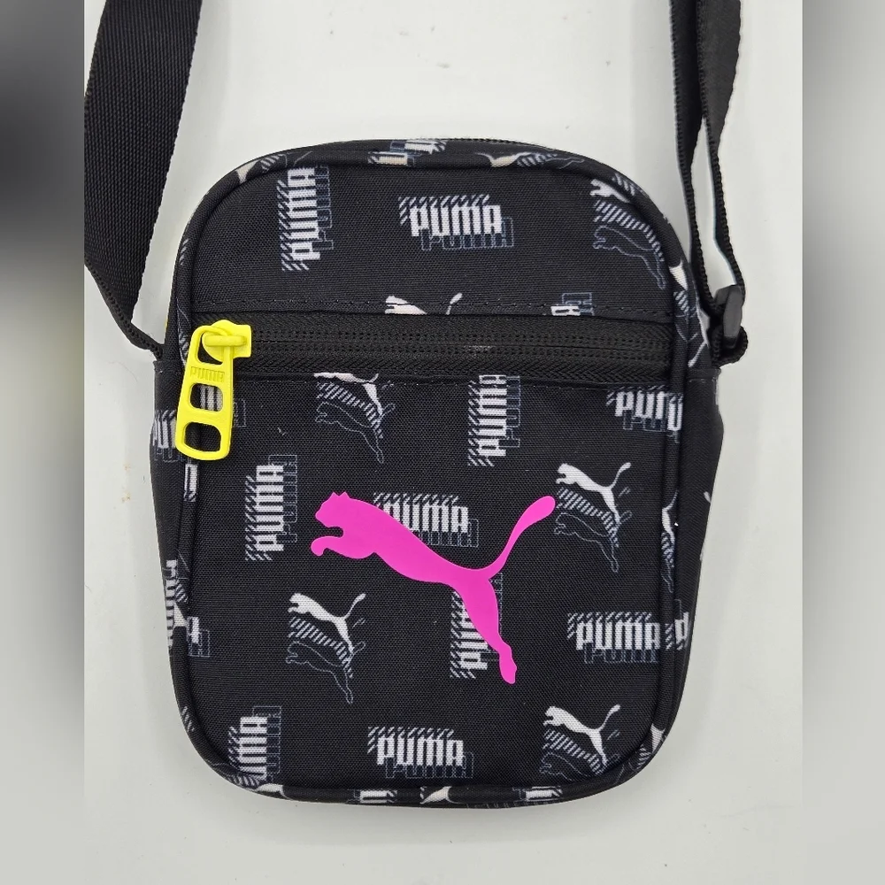 PUMA Crossbody Bag Lightweight & Compact Black White